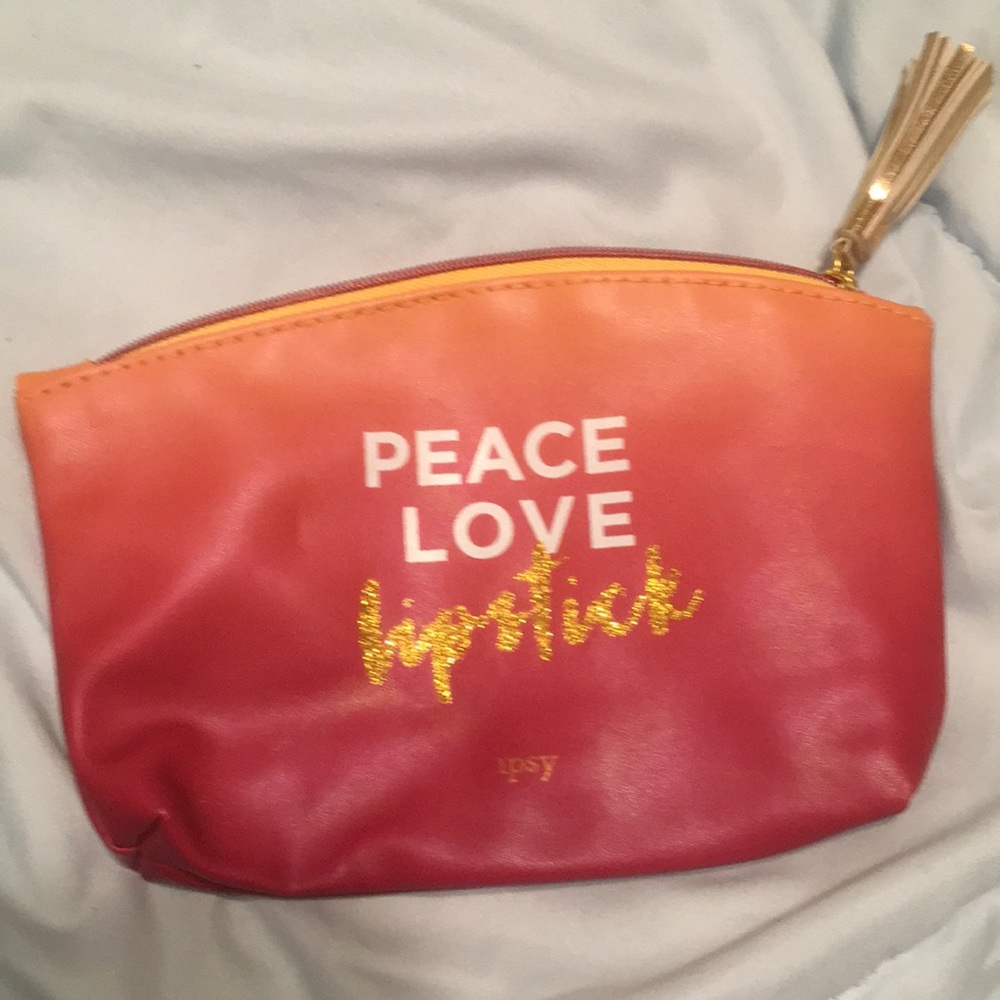 Ipsy cosmetic bag /peace love lipstick/ ombre
